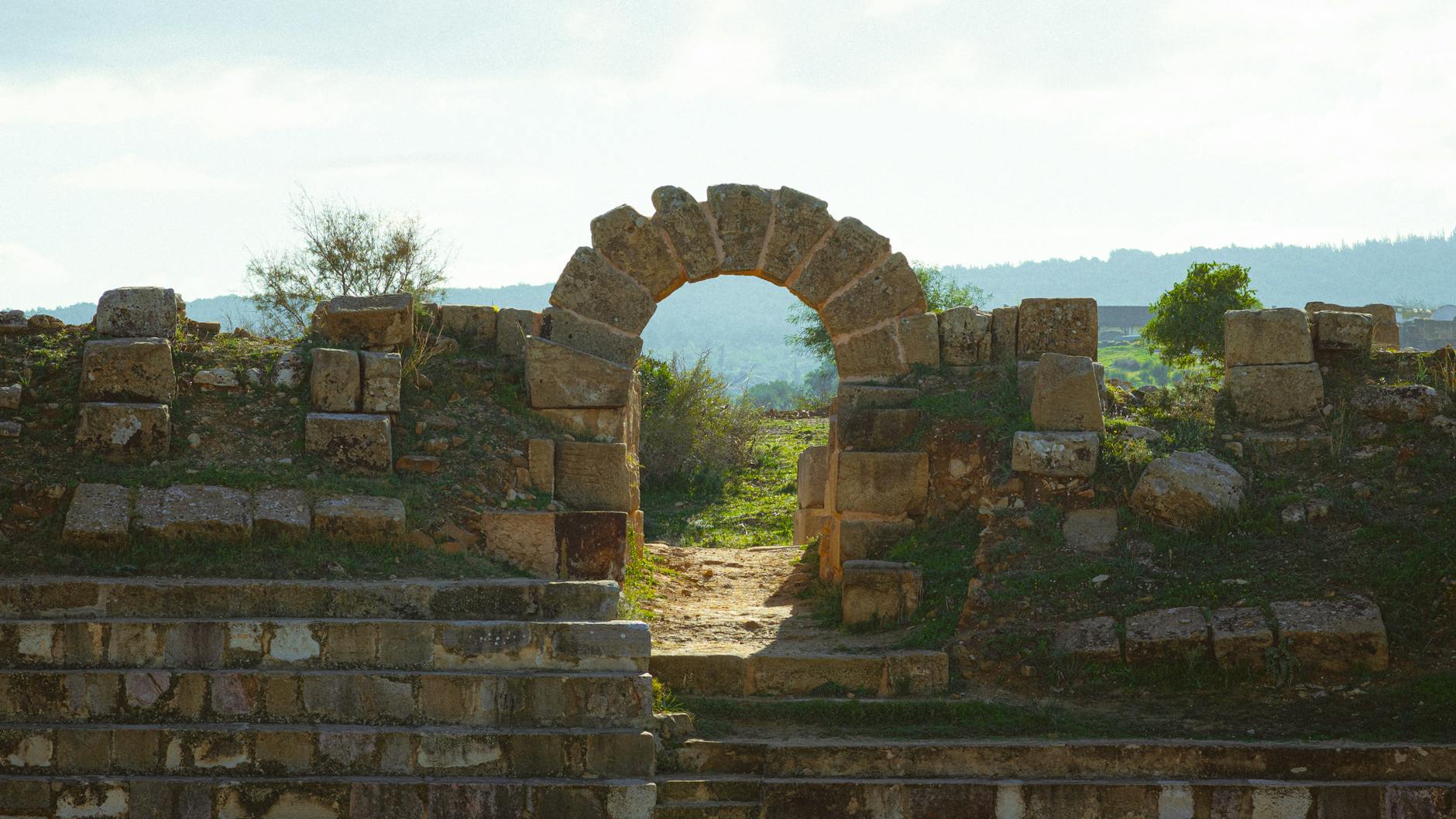 Two Thousand Years of the Same Swindle: What Roman Travel Complaints Teach Us About Protecting Ourselves Today