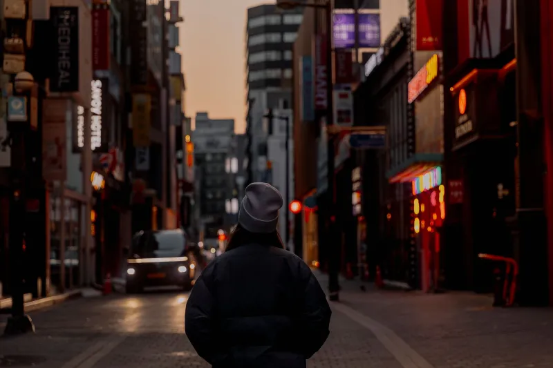 The Unfinished Departure: On the Destinations That Call You Back Without Explanation